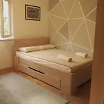Rocky Вис